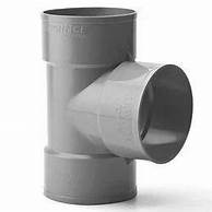 Finolex Aquafit PVC Tee LW – lightweight T-shaped PVC fitting used to connect three pipes for water distribution in plumbing systems.